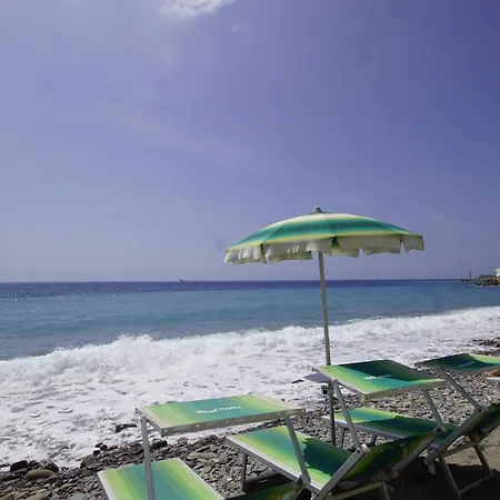 Casa Angela Con Privata Rda Luxury Apartment Bordighera